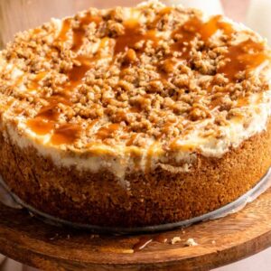 Caramel Apple Crisp Cheesecake | Slice